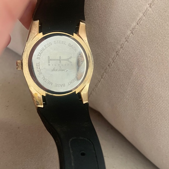 Wild life black & gold w rhinestone watch w rubber band. - Picture 3 of 5